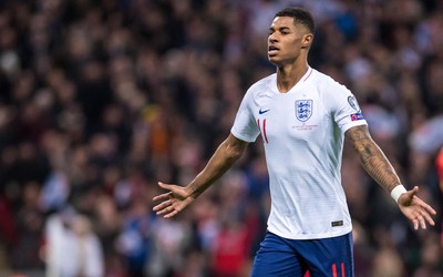 乐竞热评-他头球也很强